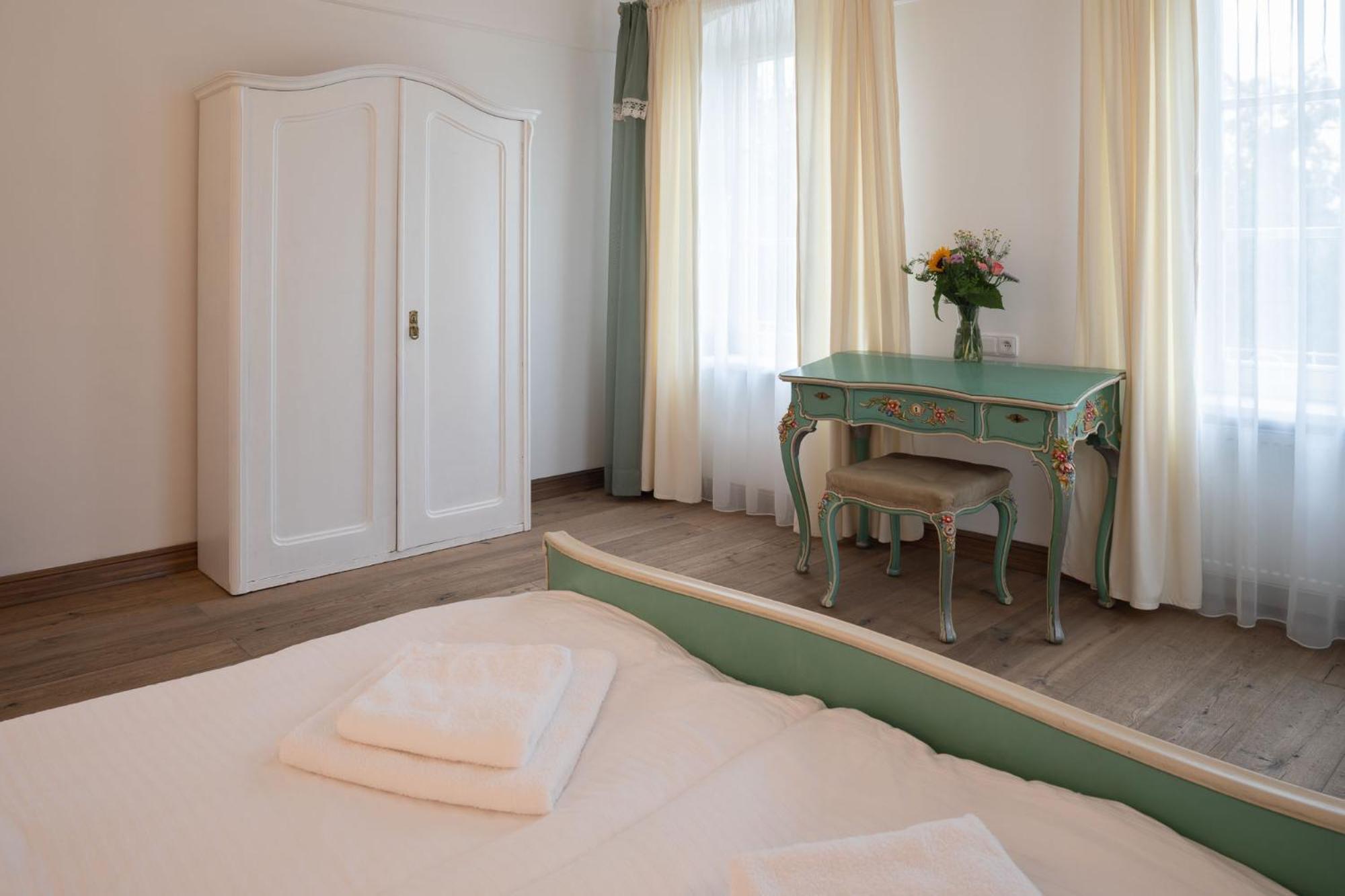 Вілла Rezidence Palmbaum - Luxury And Relax Карлові Вари Екстер'єр фото